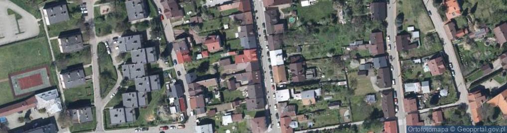 Zdjęcie satelitarne 11 Listopada ul.