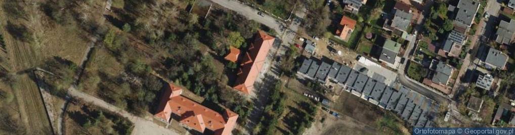 Zdjęcie satelitarne 3 Pułku Lotniczego ul.