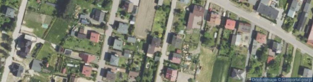 Zdjęcie satelitarne Adamka, ks. ul.