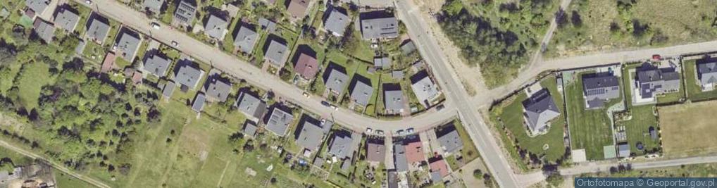 Zdjęcie satelitarne Adamieckiego Karola ul.