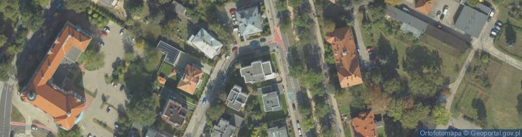 Zdjęcie satelitarne Aleje Ossolińskich al.