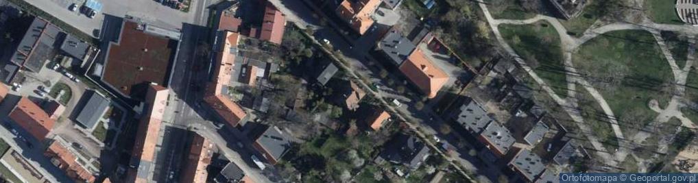 Zdjęcie satelitarne Aleje Lipowe al.