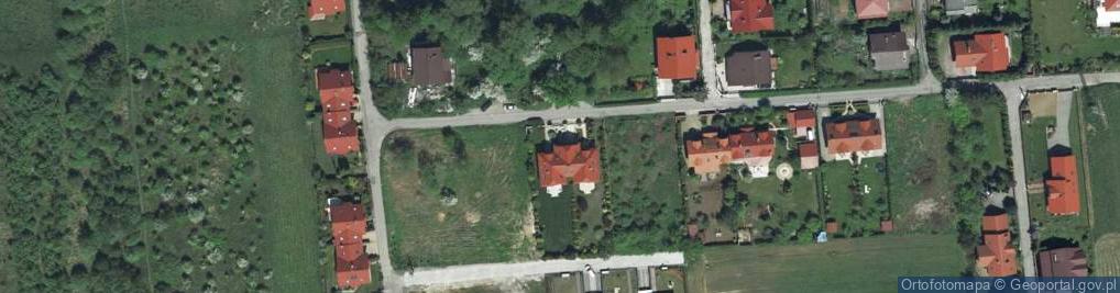 Zdjęcie satelitarne Atrakcyjna ul.