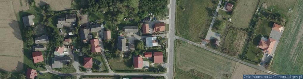 Zdjęcie satelitarne Chrząstów ul.