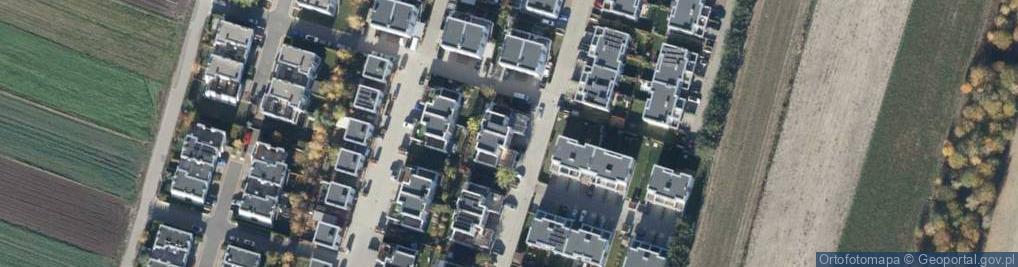 Zdjęcie satelitarne Czerwonych Maków ul.