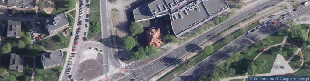 Zdjęcie satelitarne Czerwona Droga ul.