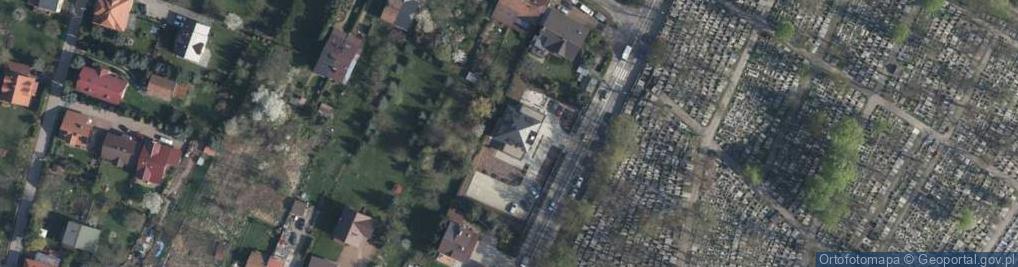 Zdjęcie satelitarne Czarnochowska ul.