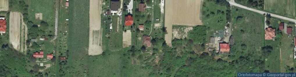 Zdjęcie satelitarne Iwanowice Dworskie ul.