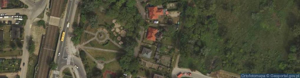 Zdjęcie satelitarne Kolonia PZNF ul.