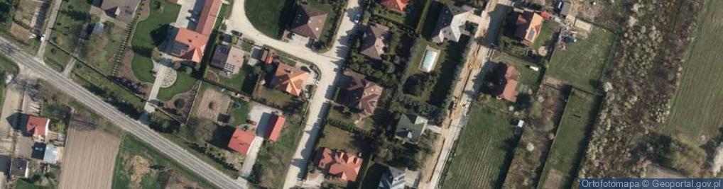 Zdjęcie satelitarne Komara Władysława ul.