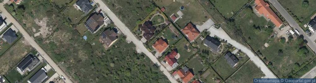 Zdjęcie satelitarne Ładna ul.