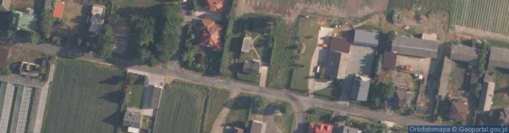 Zdjęcie satelitarne Majków Duży ul.