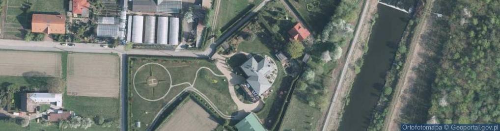Zdjęcie satelitarne Nierodzimska ul.
