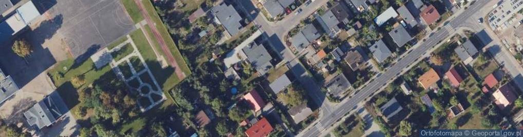 Zdjęcie satelitarne Obrońców Kłecka ul.