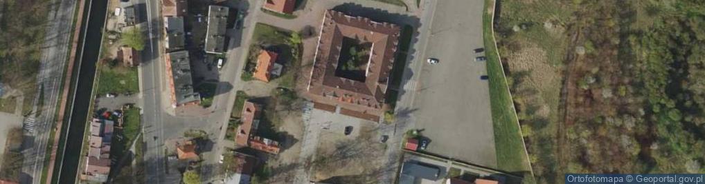 Zdjęcie satelitarne Obrońców Poczty Polskiej ul.