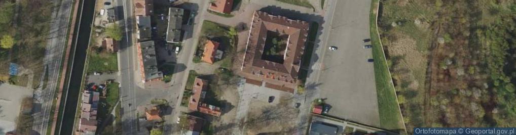 Zdjęcie satelitarne Obrońców Poczty Polskiej ul.