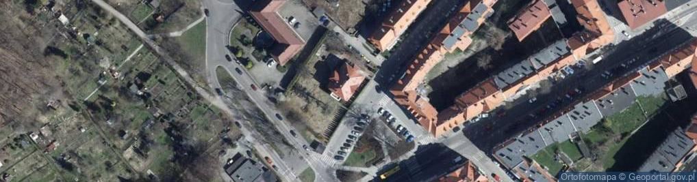 Zdjęcie satelitarne Paderewskiego Ignacego Jana ul.