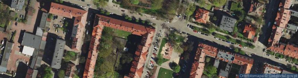 Zdjęcie satelitarne Plac Słowiański pl.