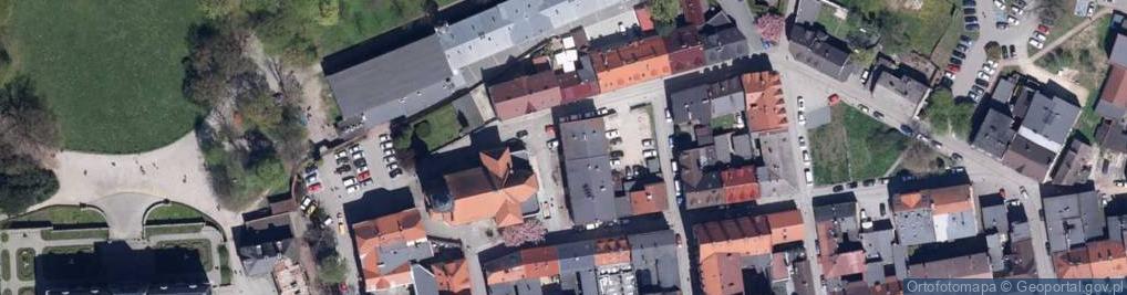 Zdjęcie satelitarne Plac Kuczery Józefa, ks. prał. pl.