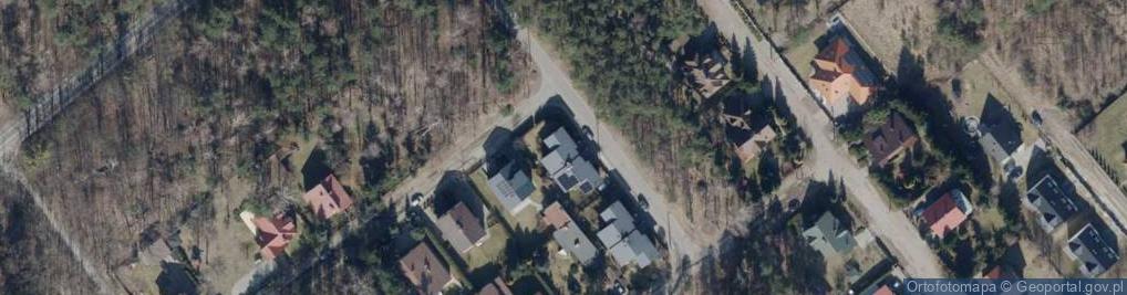 Zdjęcie satelitarne Pomarańczowa ul.