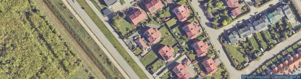 Zdjęcie satelitarne Powstańców Warszawy ul.