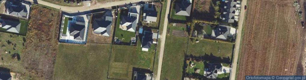 Zdjęcie satelitarne Pomarańczowa ul.