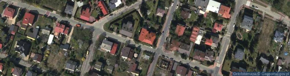 Zdjęcie satelitarne Podstawowa ul.