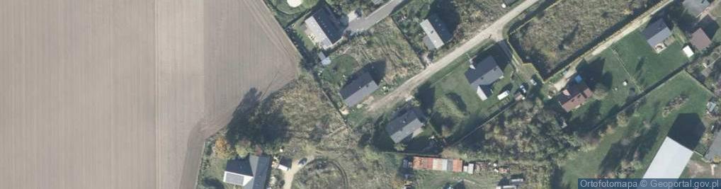 Zdjęcie satelitarne Szmaragdowa ul.