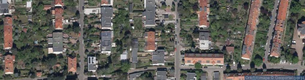 Zdjęcie satelitarne Szanieckiego Jana ul.