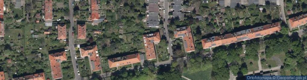 Zdjęcie satelitarne Szanieckiego Jana ul.