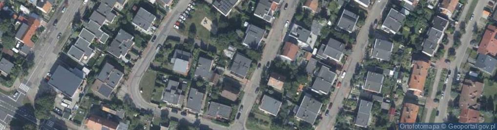 Zdjęcie satelitarne Traugutta Romualda, gen. ul.