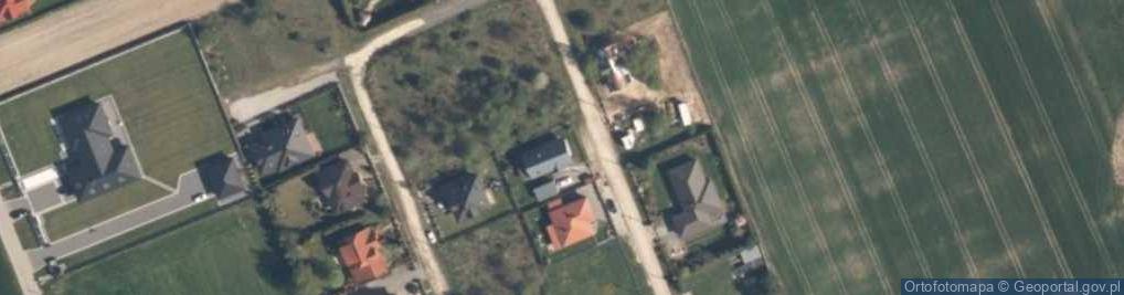 Zdjęcie satelitarne Załuski, ks. ul.