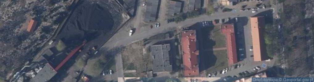 Zdjęcie satelitarne Usteckie Towarzystwo Budownictwa Społecznego