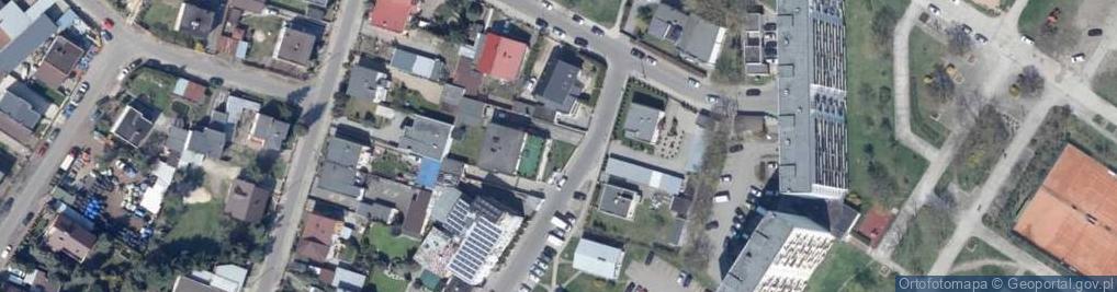 Zdjęcie satelitarne Wynajmowanie Sali Na Wesela Narady Zabawy