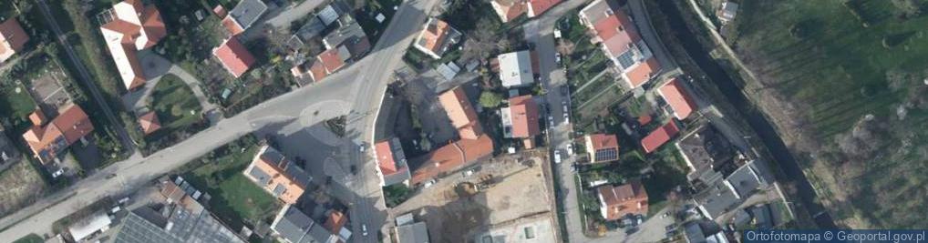 Zdjęcie satelitarne AED - Defibrylator