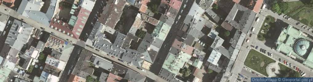 Zdjęcie satelitarne Berry Apartments ***