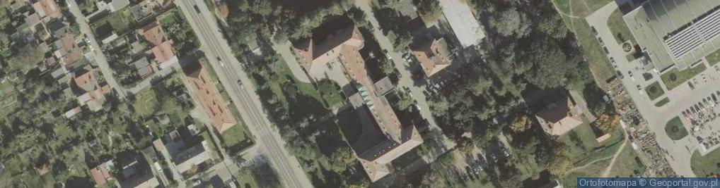 Zdjęcie satelitarne Niepubliczny Zakład Opieki Zdrowotnej Strzelińskie Centrum Medyczne-Szpital