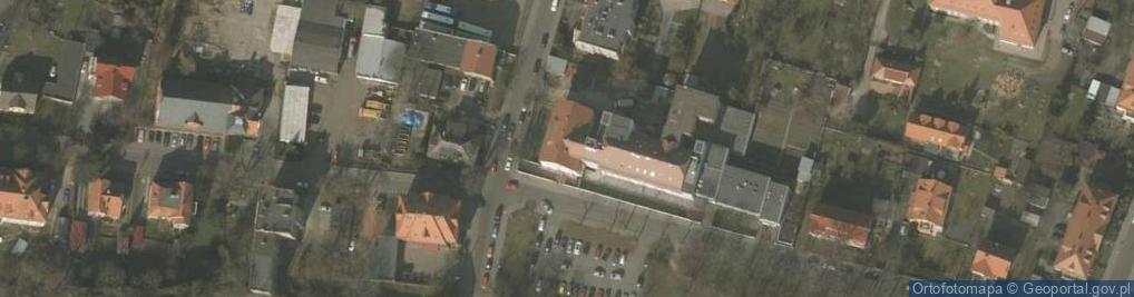 Zdjęcie satelitarne Polskie Centrum Zdrowia W Środzie Śląskiej