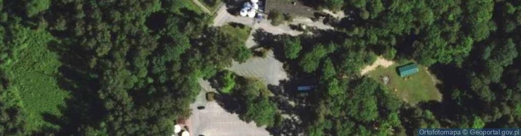 Zdjęcie satelitarne Dwór, park, ruiny