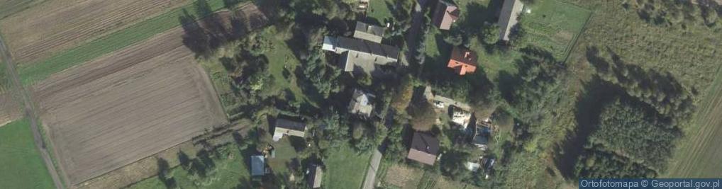 Zdjęcie satelitarne Kaplica, park