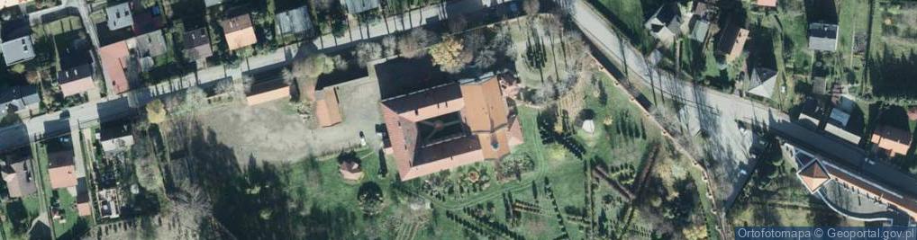 Zdjęcie satelitarne Kościół Niepokalanego Poczęcia NMP i Klasztor oo. Franciszkanów Reformatów