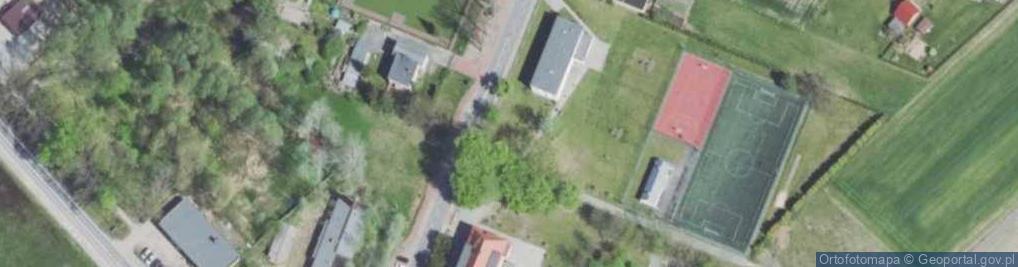 Zdjęcie satelitarne Kościół, park, rezerwat