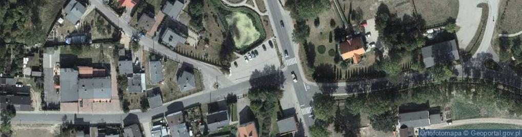 Zdjęcie satelitarne Kościół, park