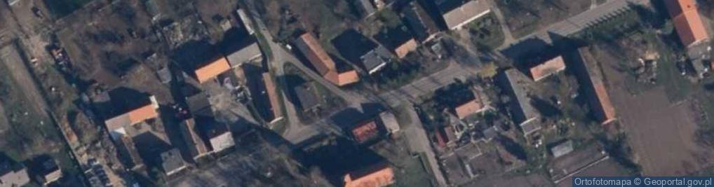 Zdjęcie satelitarne Kościół, park