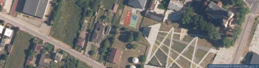 Zdjęcie satelitarne Kościół, rezerwat, pomnik, usługi