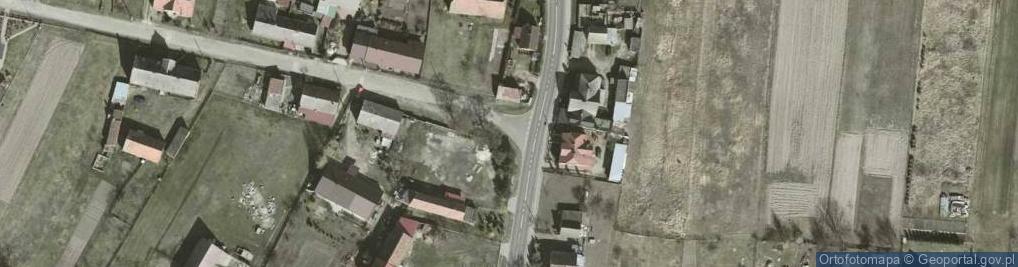 Zdjęcie satelitarne Kościół, ruiny