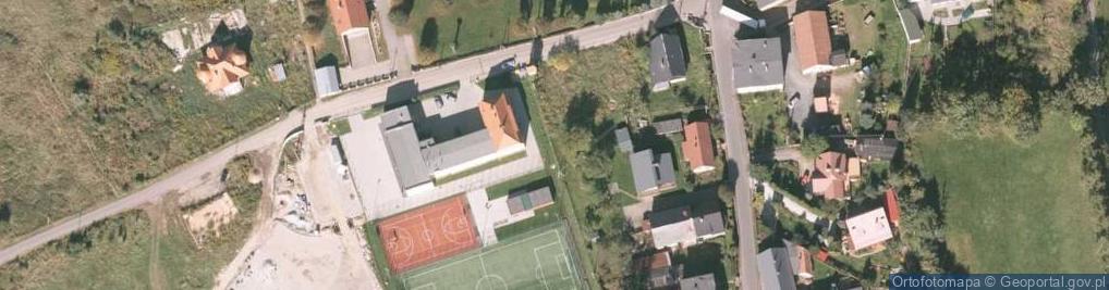Zdjęcie satelitarne Kościół, sporty
