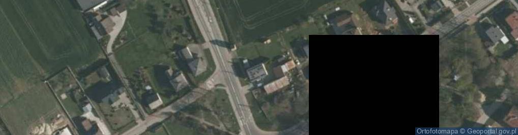 Zdjęcie satelitarne Pałac, kościół, park, usługi