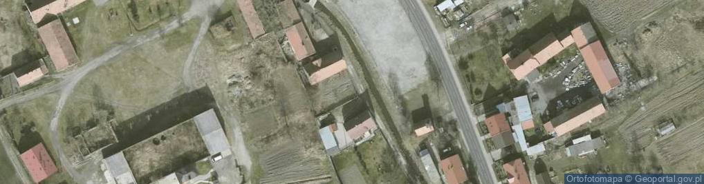 Zdjęcie satelitarne Pałac, kościół