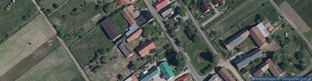 Zdjęcie satelitarne Pałac, kościół